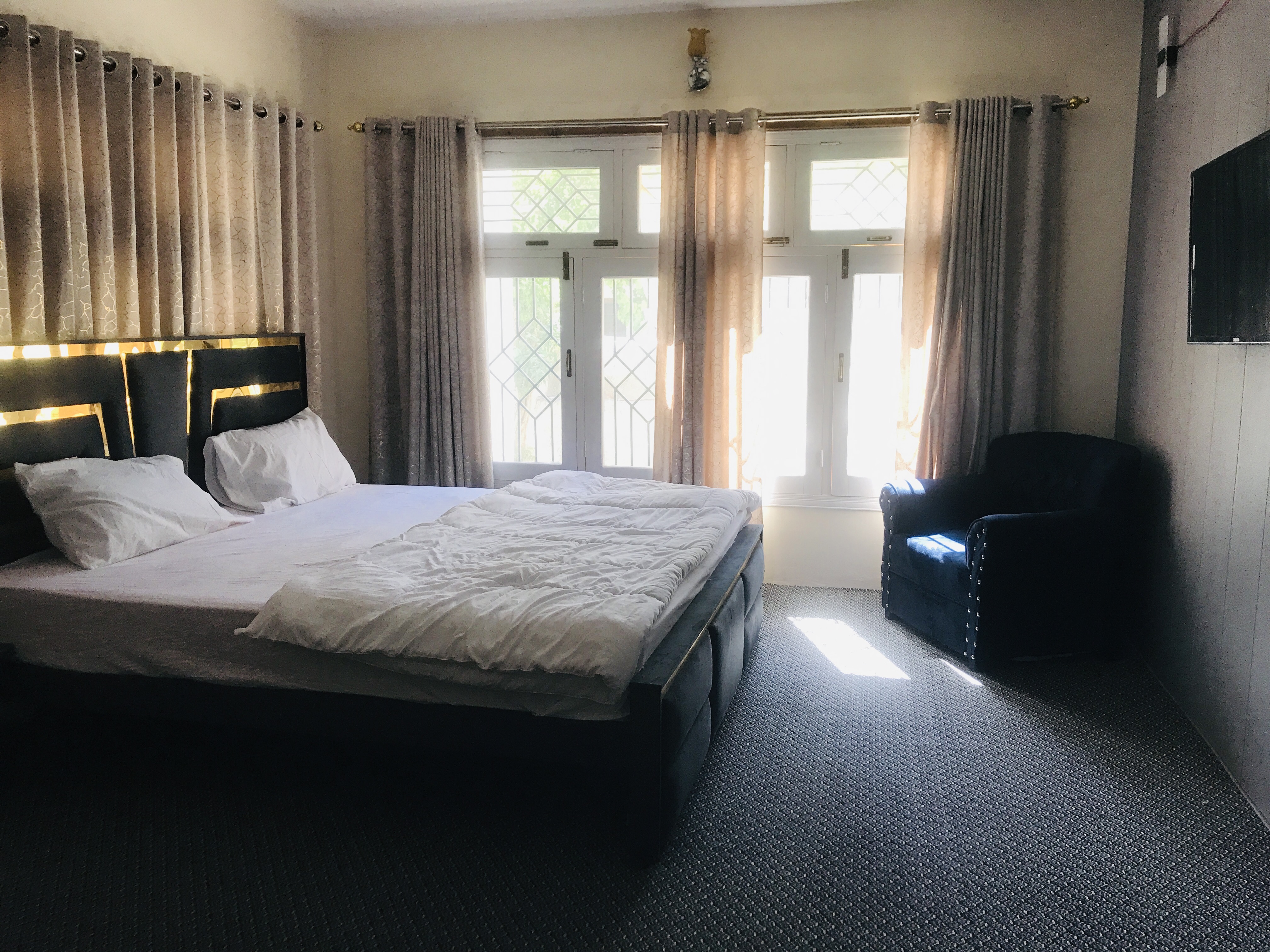 Double Deluxe Room